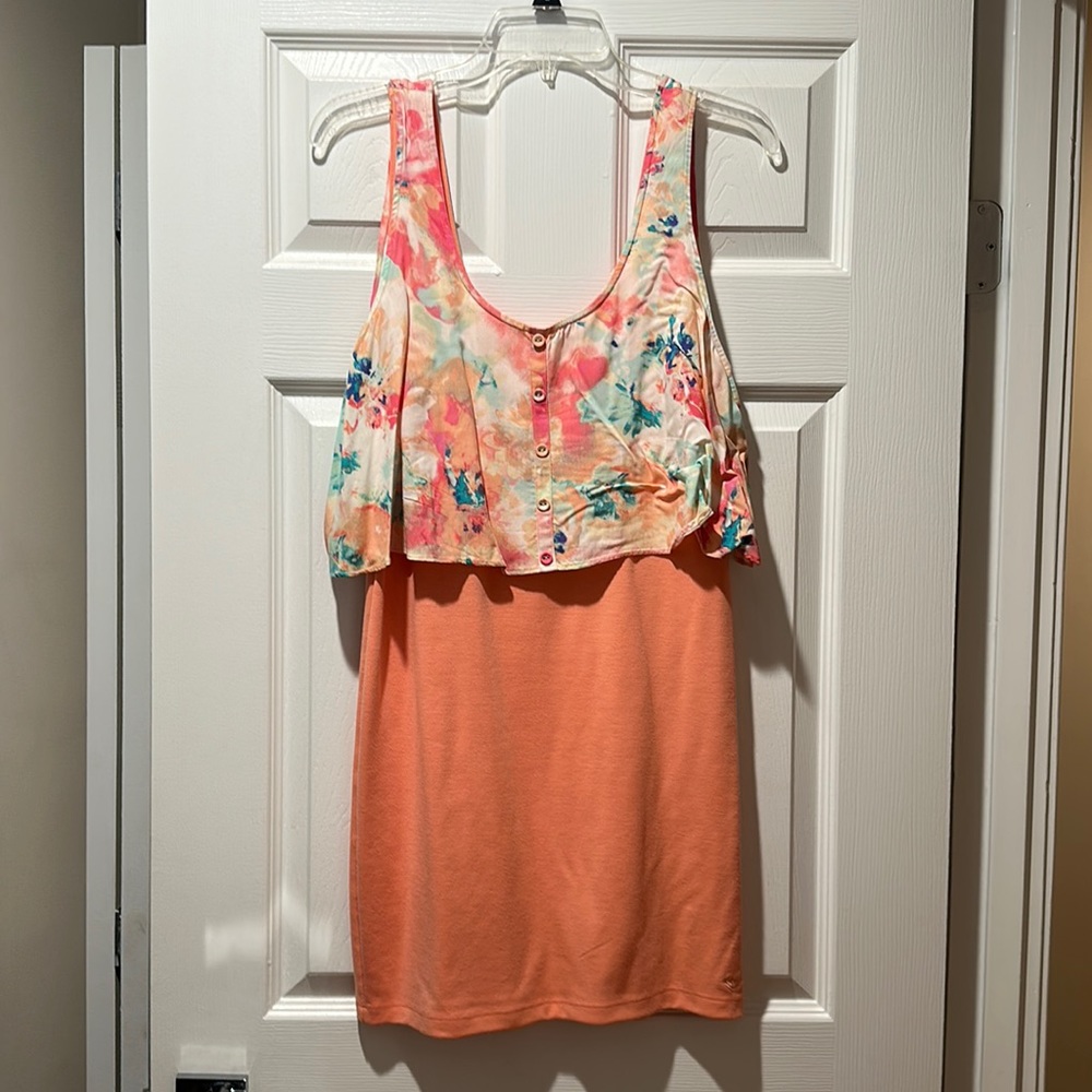 Beach dress 2000’s vibe